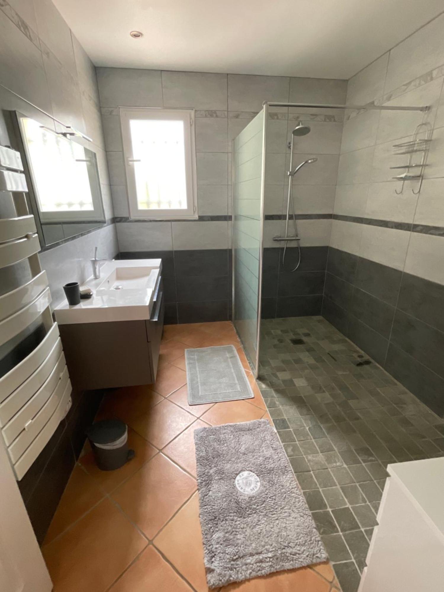 Villa Raphael Régusse Εξωτερικό φωτογραφία